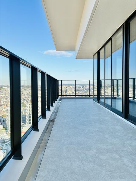 ＴＨＥ　ＴＯＷＥＲ　湘南辻堂 バルコニー