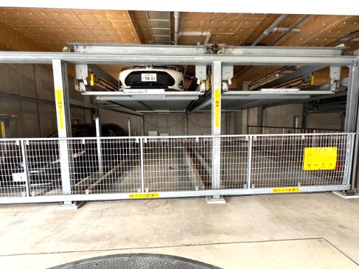 スペーシア川崎3 駐車場