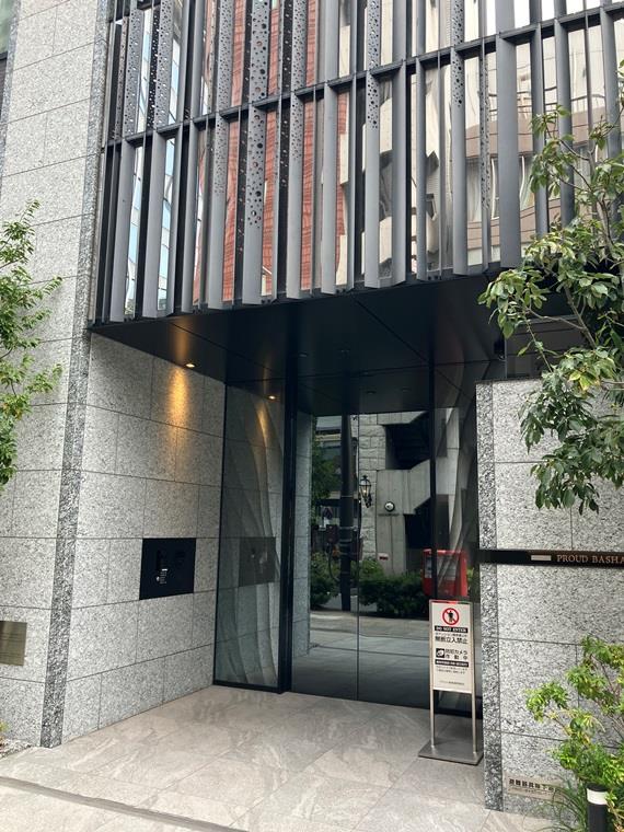 プラウド馬車道 エントランス