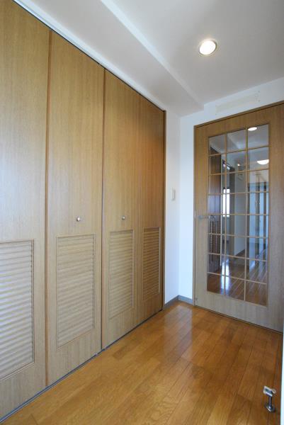 コーポレート鷺沼 居間