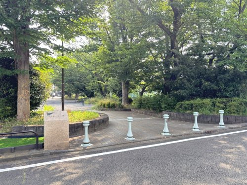 アベニュー・ドミール 周辺