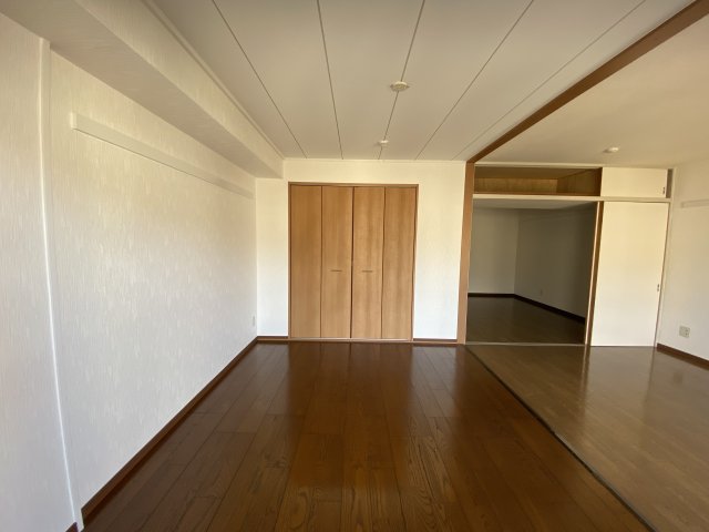 岩澤マンション 寝室