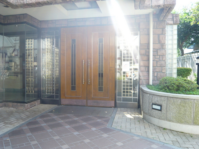 ベルストーン本牧 エントランス