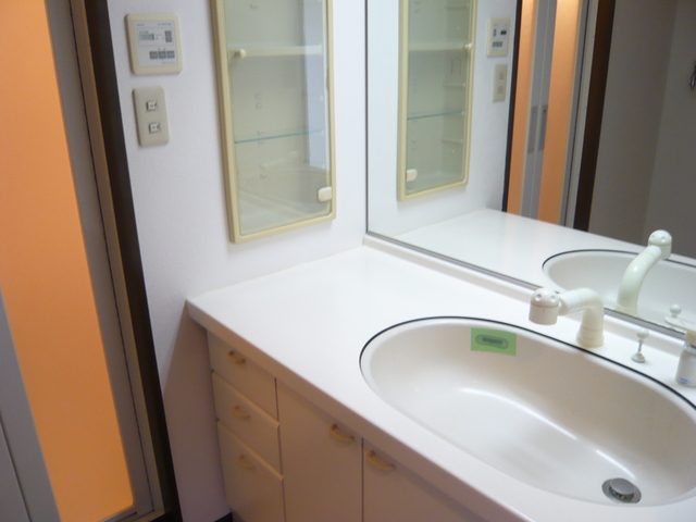 ベルストーン本牧 洗面