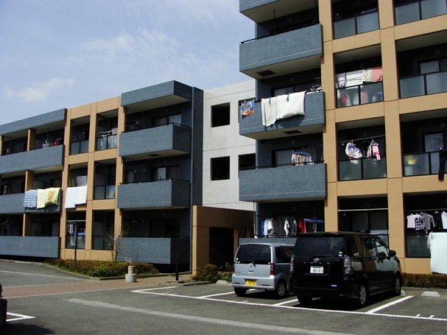 ＨＥＩＺＡＸ 駐車場