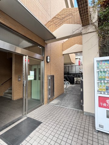 ヒルサイド森 エントランス