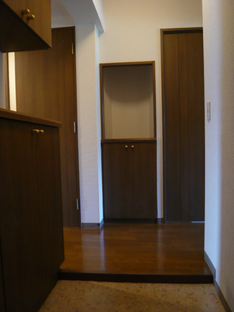 グレイスフル六ツ川 玄関