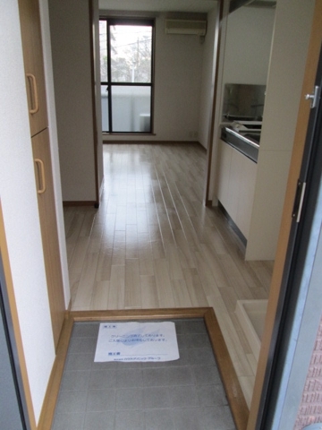 キャトルメゾン 玄関