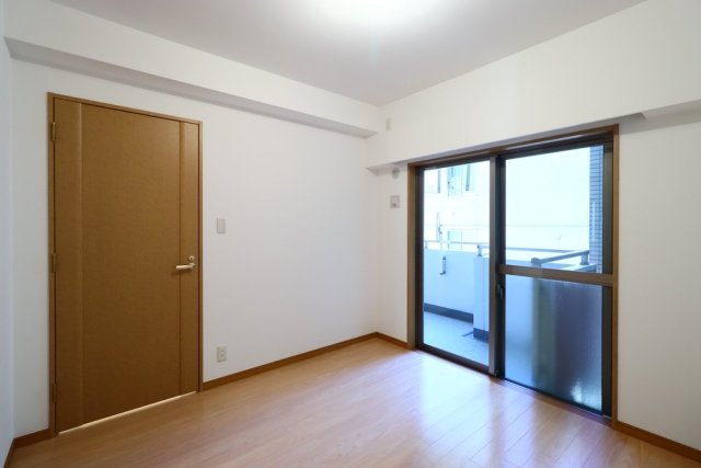 リブゼ横浜紅葉坂 