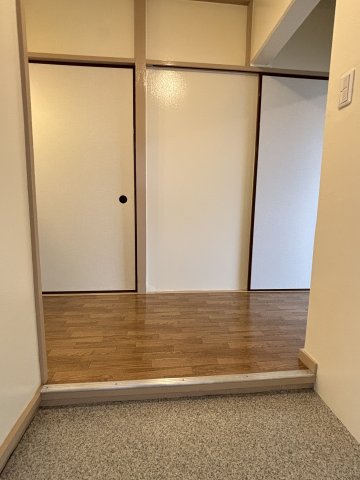 平塚田村第2　11号棟 玄関