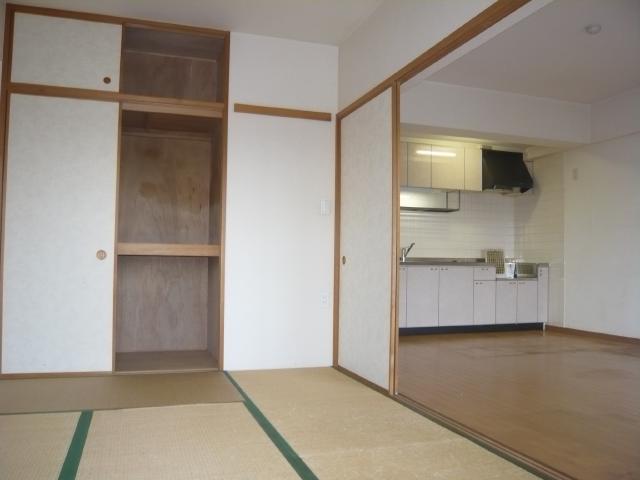 アバン・パルク横浜 収納