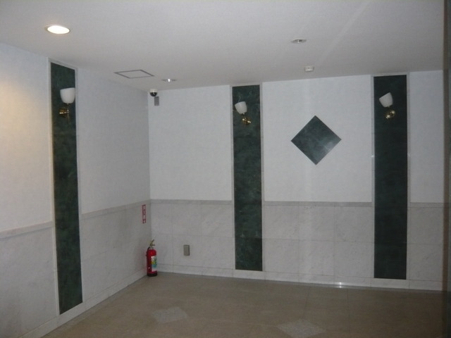 アバン・パルク横浜 エントランス