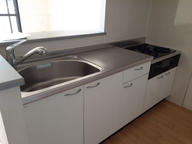 エテルノ　フィオーレ キッチン