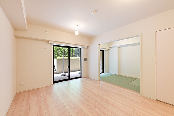 Ｂｒｉｌｌｉａ　Ｃｉｔｙ　横浜磯子　Ｉ棟 居間