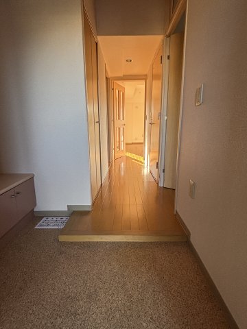 エテルニテ 玄関