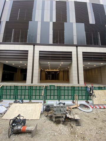 THE YOKOHAMA FRONT TOWER エントランス