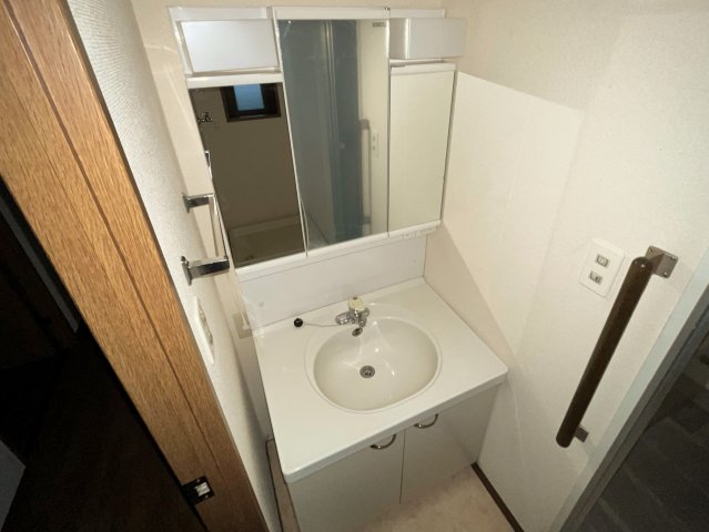 T's garden鶴見市場 洗面