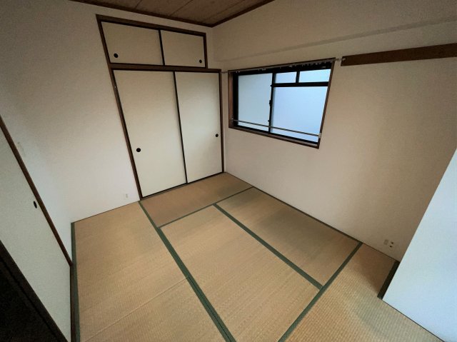 T's garden鶴見市場 