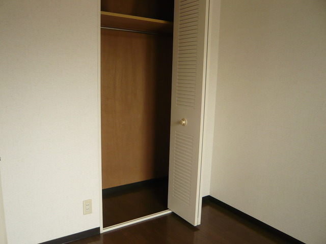 メゾン・クレール 収納