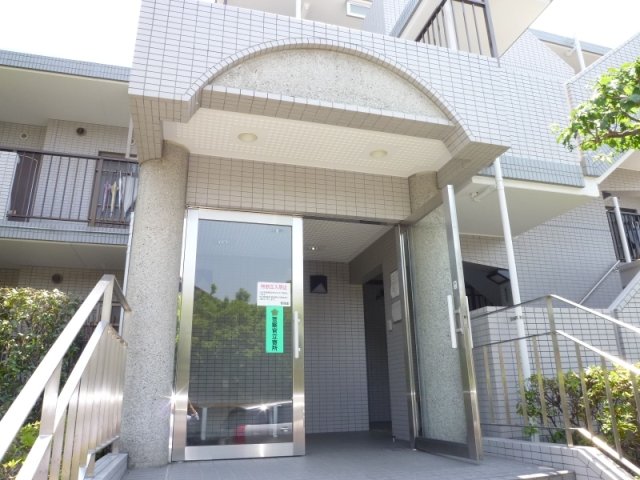 メゾン・クレール エントランス