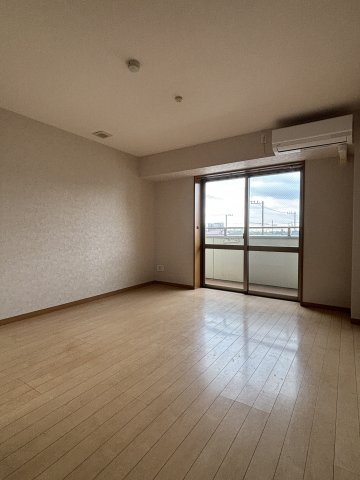 スカイステーション 居間