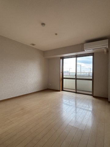 スカイステーション 居間