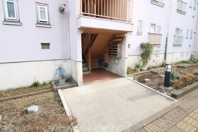 下九沢第4　13号棟 エントランス