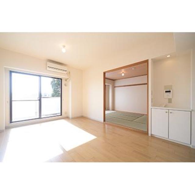 グリーンフォレスト宮前平 居間