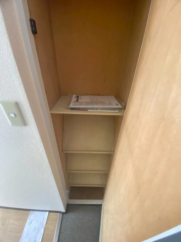 プラザ境町 収納