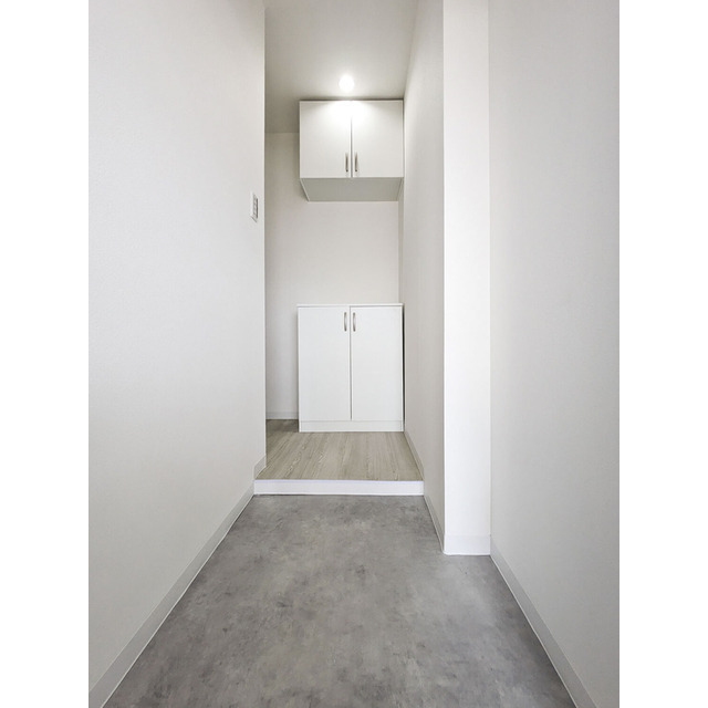 リバーサイドツルミ 玄関