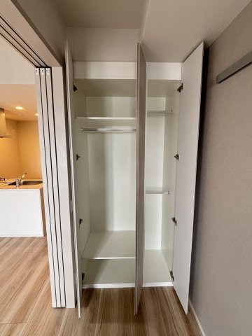 ルフォンプログレ横浜関内 収納