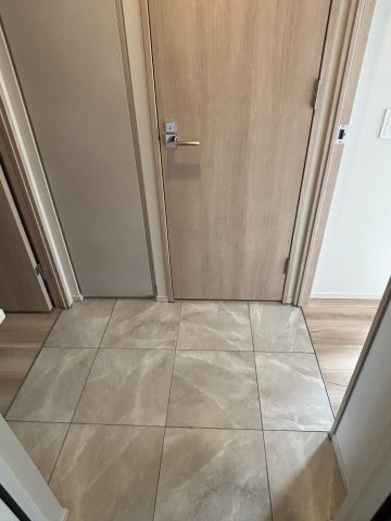 ルフォンプログレ横浜関内 玄関