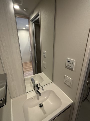 ルフォンプログレ横浜関内 洗面