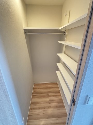 ルフォンプログレ横浜関内 収納