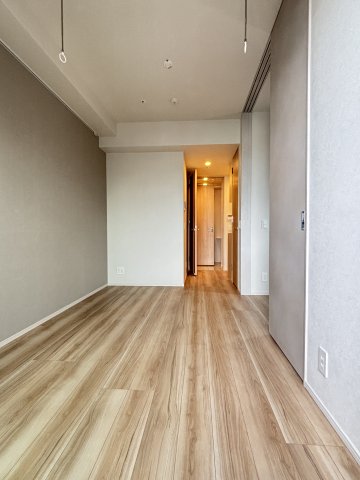 ルフォンプログレ横浜関内 居間